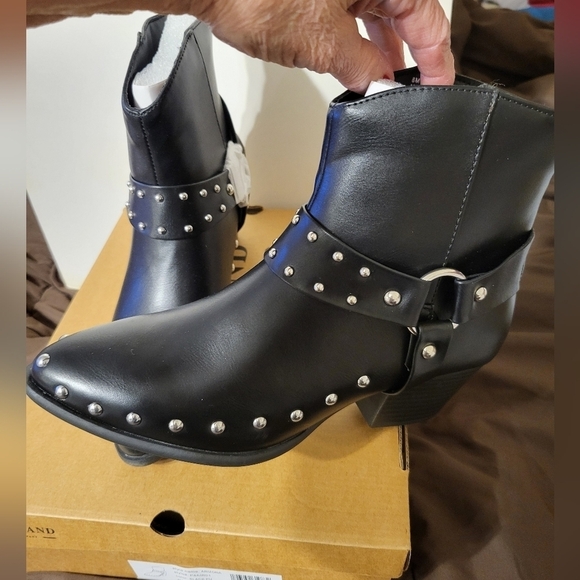 NIB Portland size 8 black studded boots - Picture 9 of 14